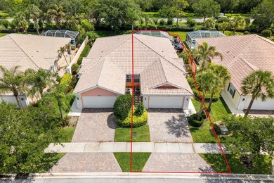 Meticulously maintained pool villa located in the highly - photo 4