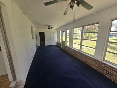 Virtually Staged. Located in central Port Charlotte, Great bones - photo 8
