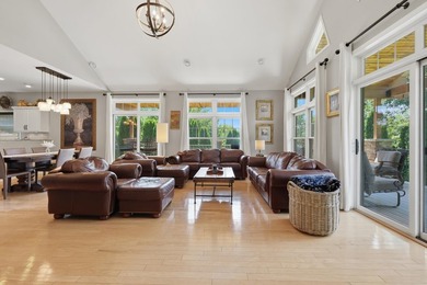 Showings begin 7/23. Opportunities like this don't come along - photo 6