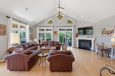 Showings begin 7/23. Opportunities like this don't come along - photo 9