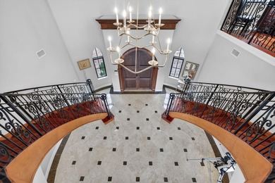 Located in highly desirable, guard house & security patrolled - photo 36