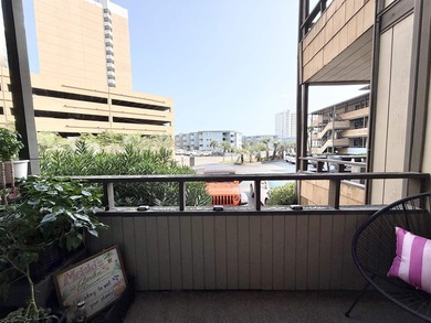 Beautifully renovated 2-bedroom, 2-bath condo located just - photo 14