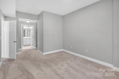 Fantastic opportunity to own in this very special Fifth and