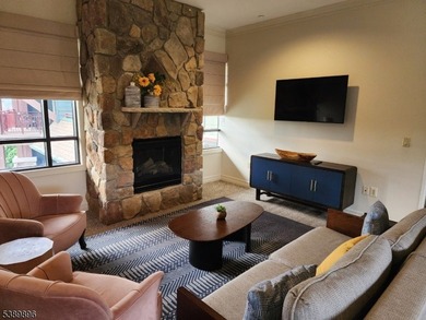 Gorgeous Two Bedroom Condo At Grand Cascades Lodge!! Completely - photo 25