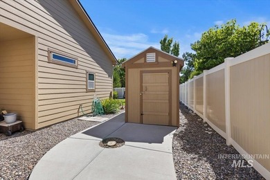 Meticulously maintained & showing true pride of ownership inside - photo 28