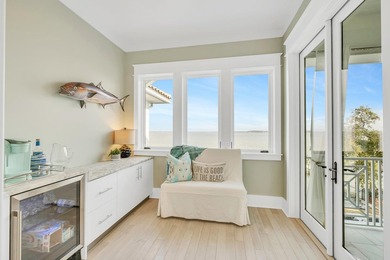 If Bay Fronts the goal this is the home for you!!! This 4 - photo 35