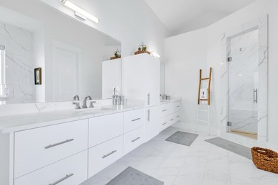 If Bay Fronts the goal this is the home for you!!! This 4 - photo 48