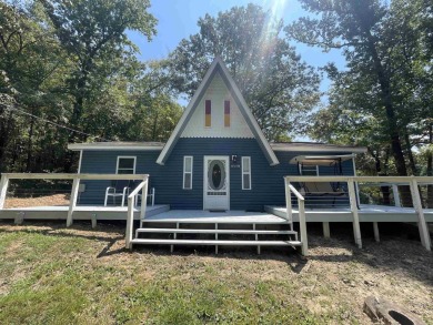 Lake Home For Sale in Bismarck, Arkansas