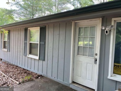 Lake Home For Sale in Hartwell, Georgia