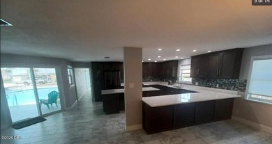Rare opportunity** luxury waterfront living with - photo 3