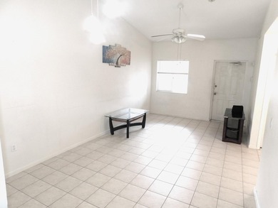 Looking to buy an apartment located in the heart of west palm - photo 5