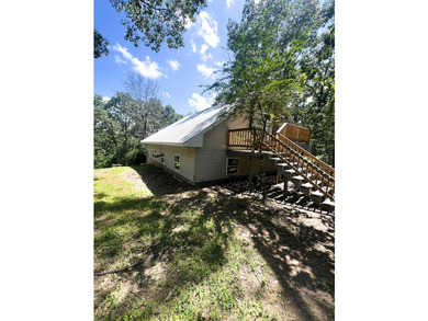 Peaceful 2.5-Acre Retreat Near the Lake!Nestled on 2.5 beautiful - photo 3