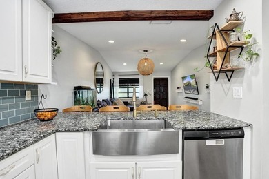 An updated and spacious corner villa in Forest Lake community at - photo 14