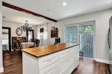 An updated and spacious corner villa in Forest Lake community at - photo 16