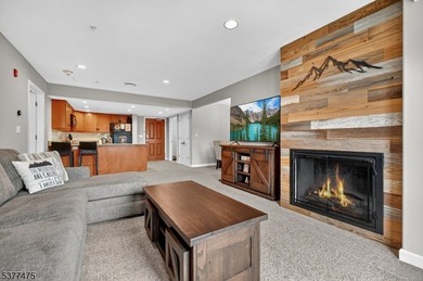 We're excited to present this extremely rare oversized 2 bedroom - photo 19