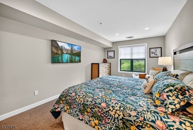 We're excited to present this extremely rare oversized 2 bedroom - photo 22
