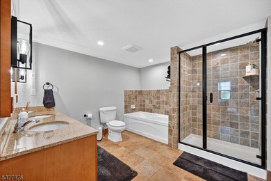 We're excited to present this extremely rare oversized 2 bedroom - photo 25