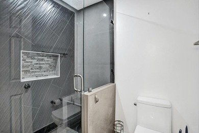An updated and spacious corner villa in Forest Lake community at - photo 31