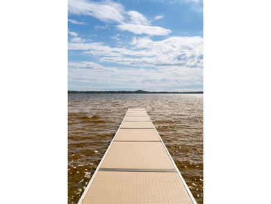 Enjoy 138 feet of sandy-bottom frontage on beautiful Gulliver - photo 43