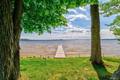 Enjoy 138 feet of sandy-bottom frontage on beautiful Gulliver - photo 50