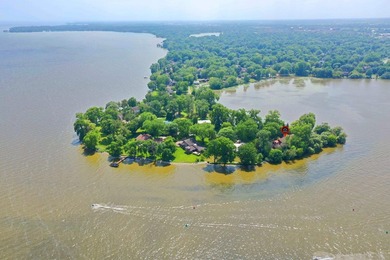 Rare opportunity to own an exceptional waterfront property - photo 7
