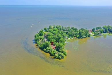 Rare opportunity to own an exceptional waterfront property - photo 8