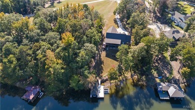 This stunning 4-year-old custom home on Lake Tuscaloosa offers - photo 11