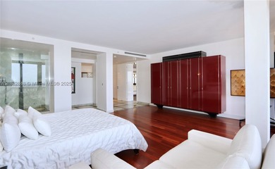 BEAUTIFUL PENTHOUSE RESIDENCE. UNOBSTRUCTED OCEAN, INTRACOASTAL - photo 16