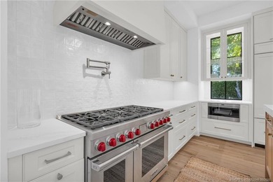 Located near the Jupiter Island Club & Golf Course, this 2023 - photo 25