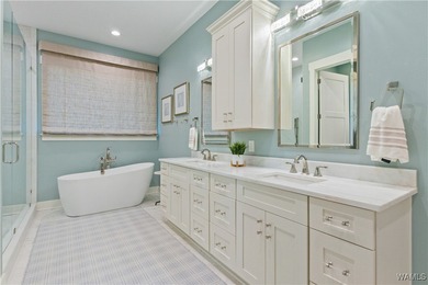 This stunning 4-year-old custom home on Lake Tuscaloosa offers - photo 39