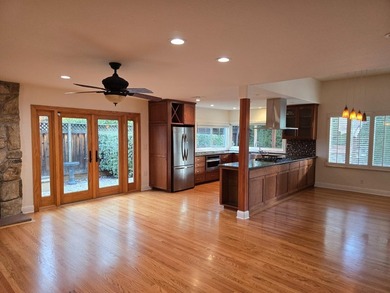 Just Reduced, now $140,000 under list price! Absolutely stunning - photo 9