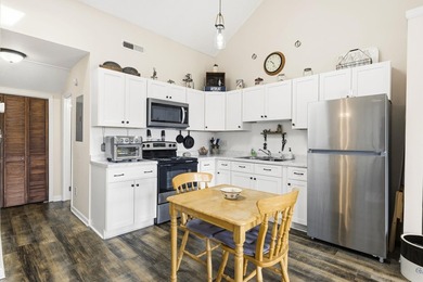 PRICE REDUCED!!!! DON'T MISS THIS OPPORTUNITY TO OWN AT THE - photo 11