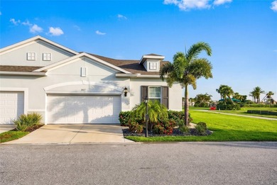 Welcome to this exceptional 2023 custom-built Venetian model - photo 1