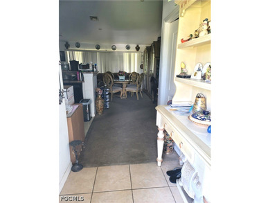 comfortable smallish home with an area for a desk near the hall - photo 4
