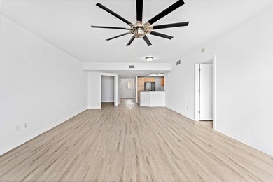 6th floor 2BR + bonus room/den, 2BA condo with east/sunrise - photo 15