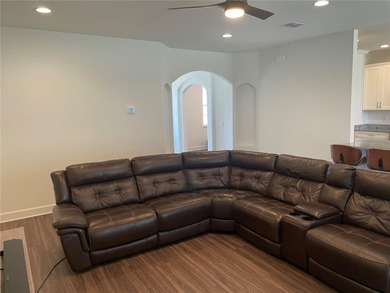 BEAUTIFULL HOME LOCATED IN REEDY ESTATES, THIS PROPERTY SITS ON - photo 16