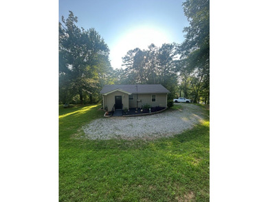 Welcome to this cute 2 bedroom bungalow nestled in the Blue - photo 19