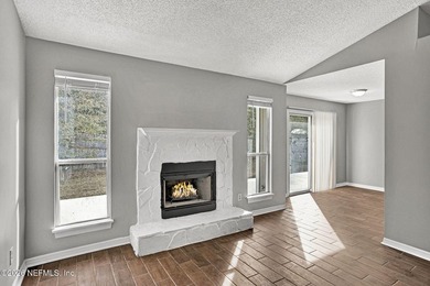 NEW ROOF! Ready to make your dream of homeownership a reality? - photo 6