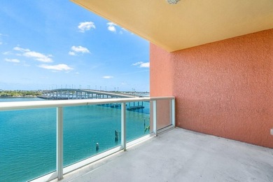 6th floor 2BR + bonus room/den, 2BA condo with east/sunrise - photo 34