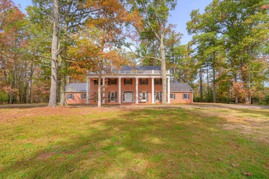 Classic Southern Colonial in the Heart of Floyd - timeless brick - photo 1