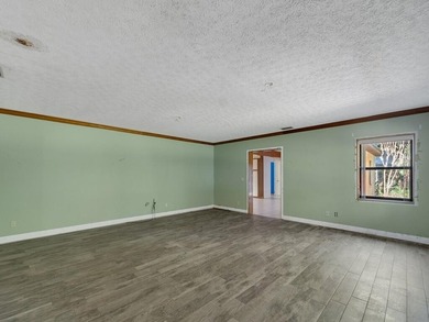 Opportunity awaits at this spacious single-family home situated - photo 4