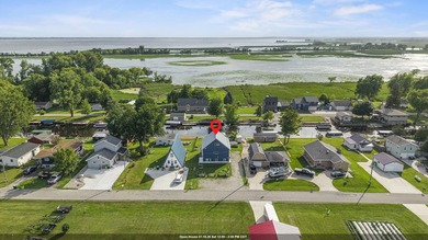 Lake Poygan Home For Sale in Larsen Wisconsin