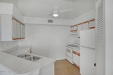 Wake up to breathtaking, unobstructed views of the Indian River - photo 12