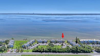 Wake up to breathtaking, unobstructed views of the Indian River - photo 25