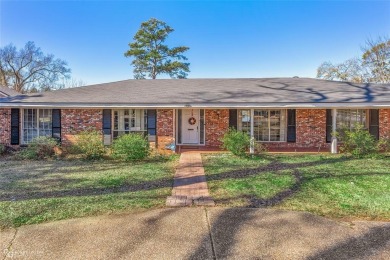 Lake Home For Sale in Shreveport, Louisiana