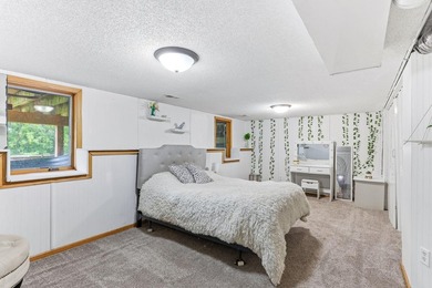 Welcome to this 4 bed 3 bath home offering abundant space for - photo 31