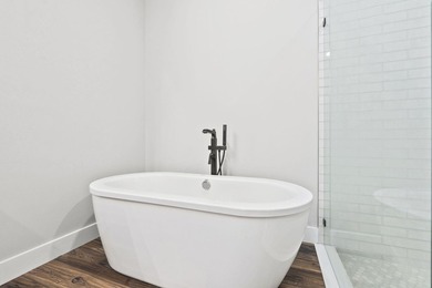 Experience the ultimate blend of luxury living and equestrian - photo 44