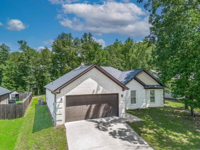 Lake Home For Sale in Hot Springs, Arkansas