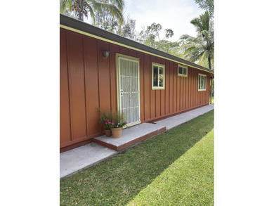 Paradise found in Hawaii!! Beautifully maintained home located - photo 1