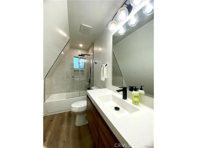 2125 4th - photo 3